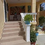 Dimitris House Petriti (Corfu)