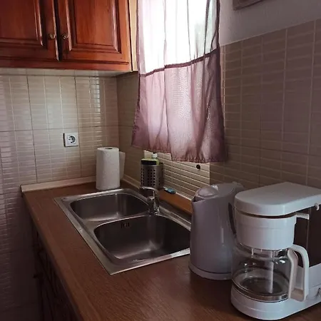 Apartament Dimitris House *