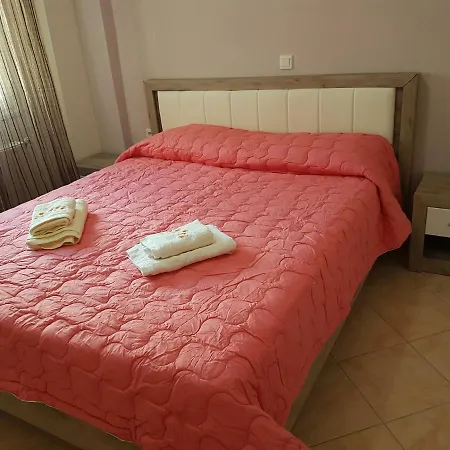 Dimitris House Petrití