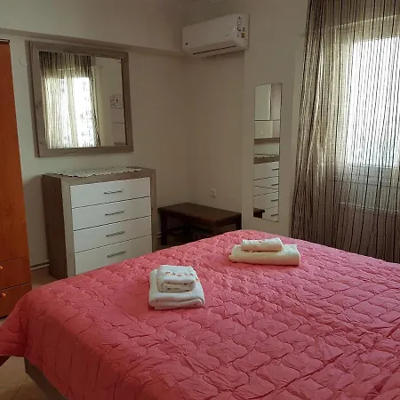 Dimitris House 公寓