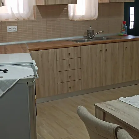 アパート Dimitris House